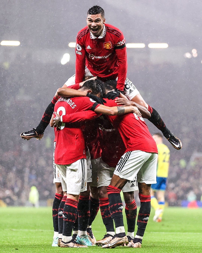 及社会服务 及社会服务