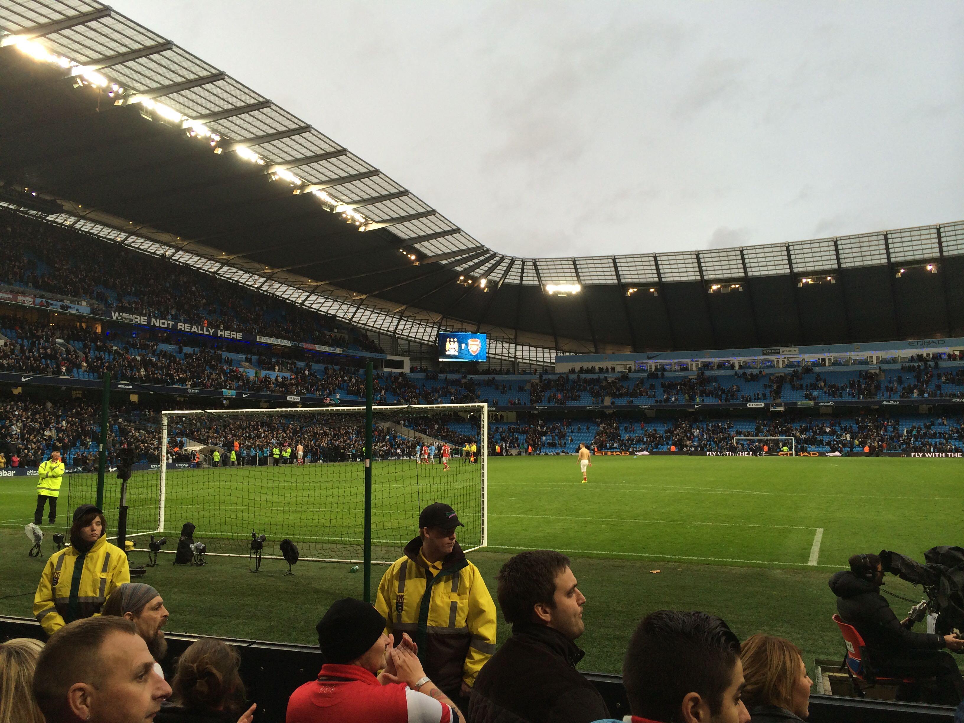 更是对他们 更是对他们